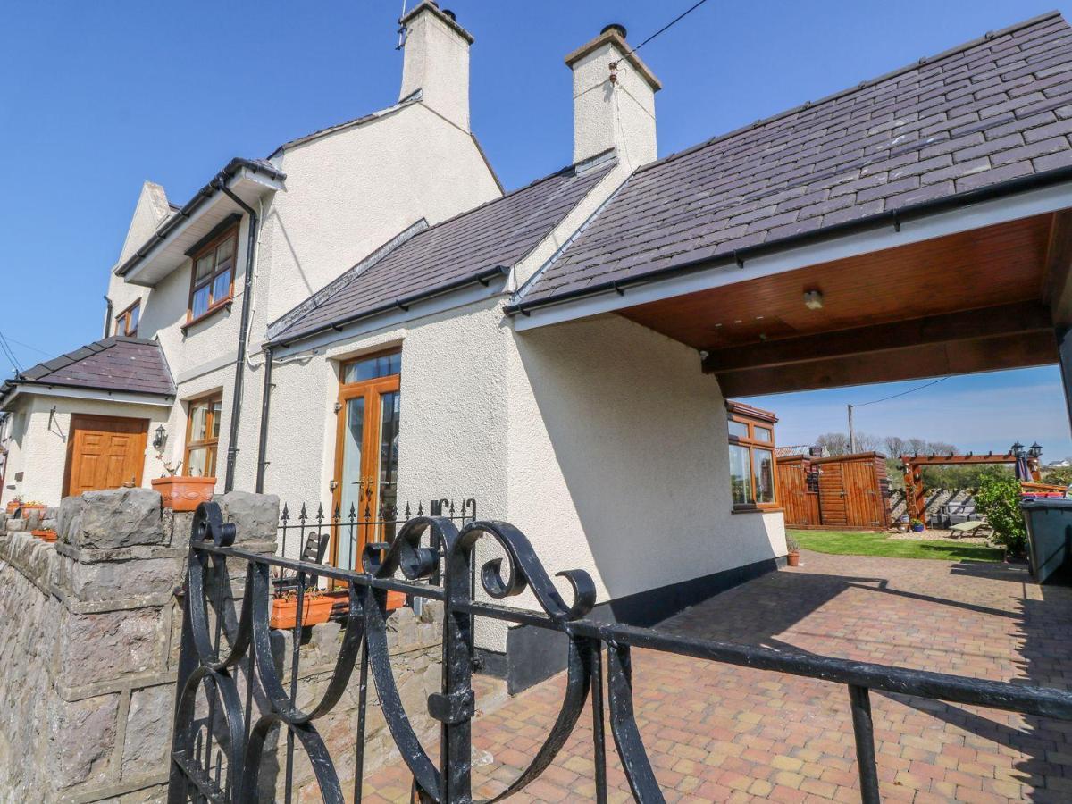 Villa Morannedd à Llanfairpwllgwyngyll Extérieur photo